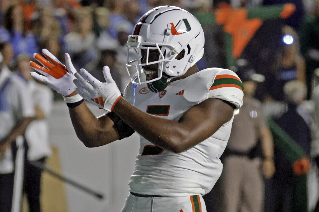 Miami Hurricanes safety Kamren Kinchens celebrates at North Carolina Tar Heels, Oct. 14, 2023