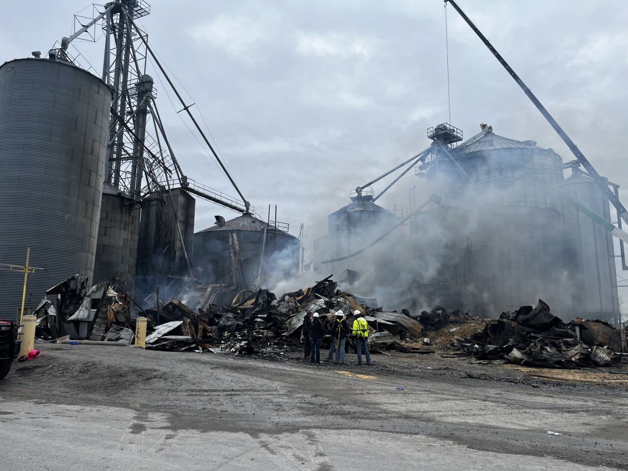 grain elevator fire.jpg