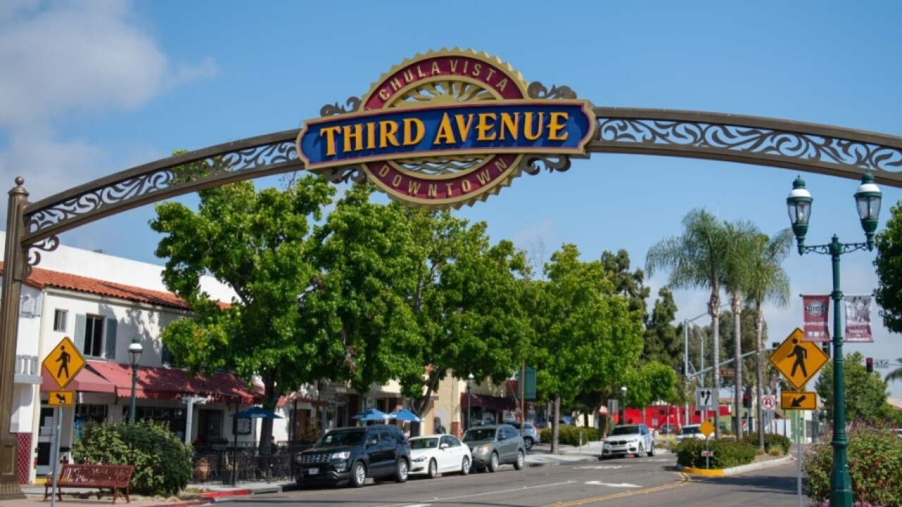 third avenue closing for traffic
