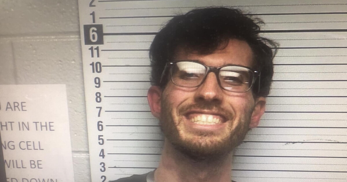 Monticello man arrested after high-speed pursuit