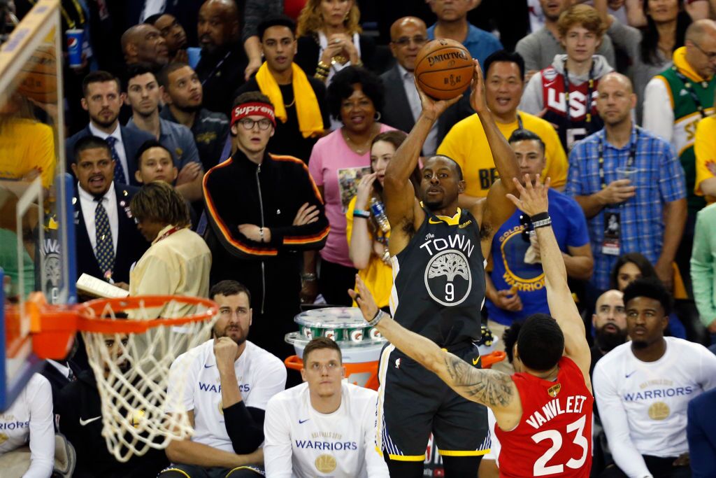 GALLERY NBA Game 6 Toronto Raptors Vs Golden State Warriors GALLERY NBA Game 6 Toronto Raptors Vs Golden State Warriors