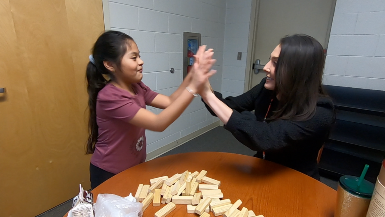 Hundreds of students on waitlist for mentors at Pinellas County Schools