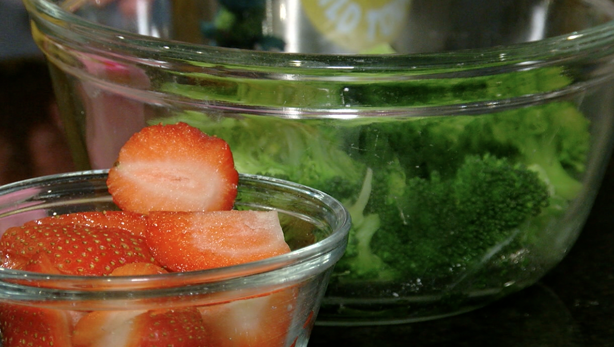 Teaching kids healthy eating habits