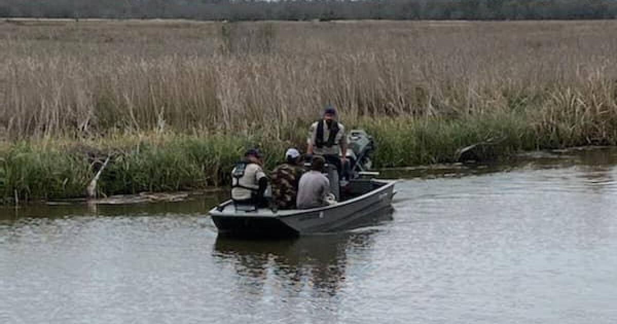 Missing boaters in Iberia Parish located