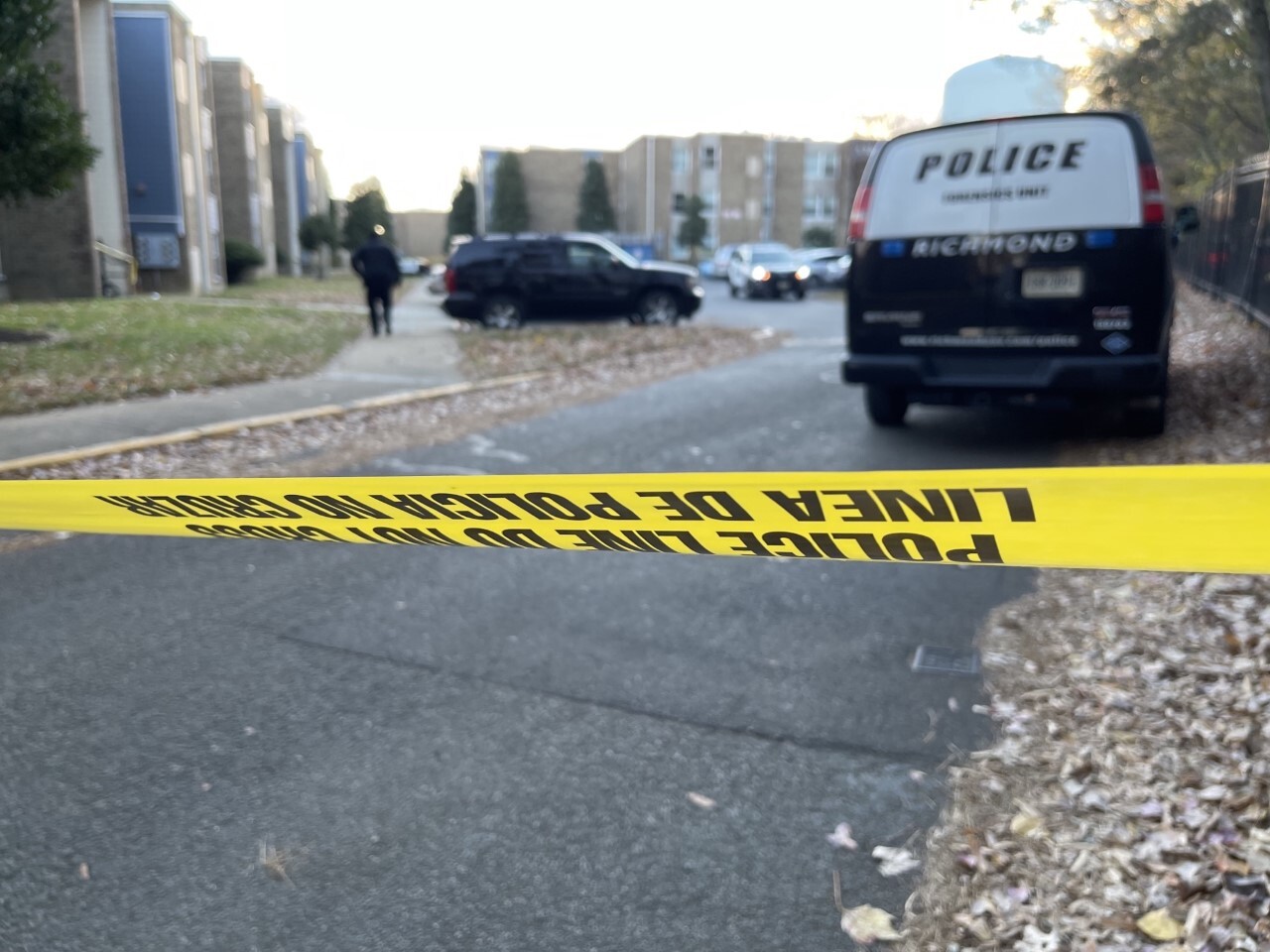 Midlothian Turnpike shooting 01.jpg