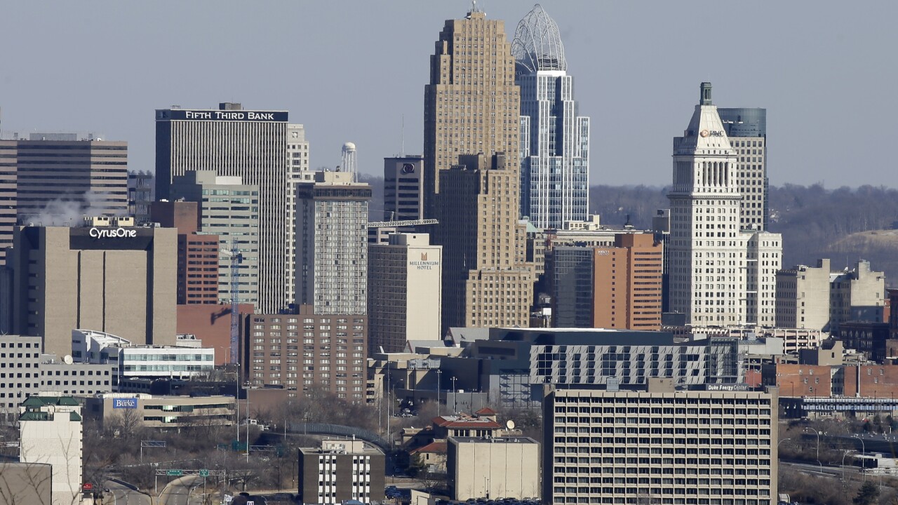 cincinnati weather hazy gray sky