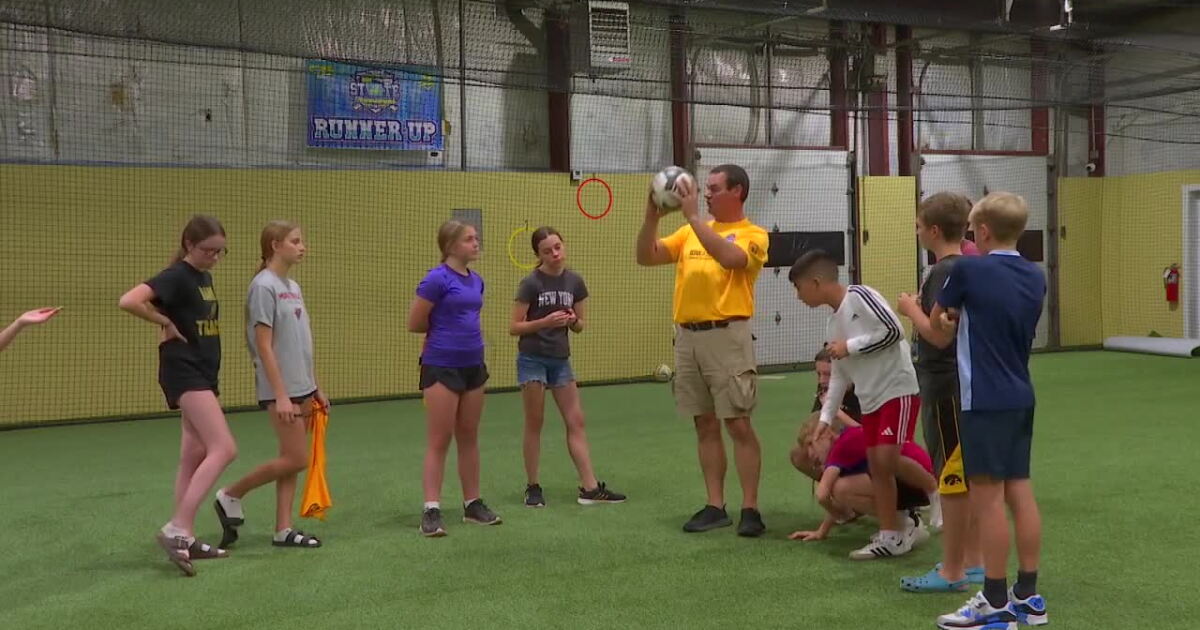 Glenwood mentoring program tackles referee shortage by supporting, training young people