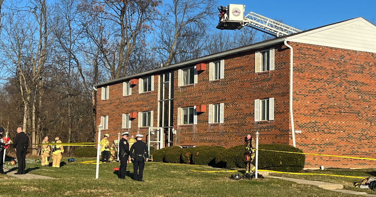 One person dead after firefighters pull two from Clermont County apartment fire - Vimarsana News