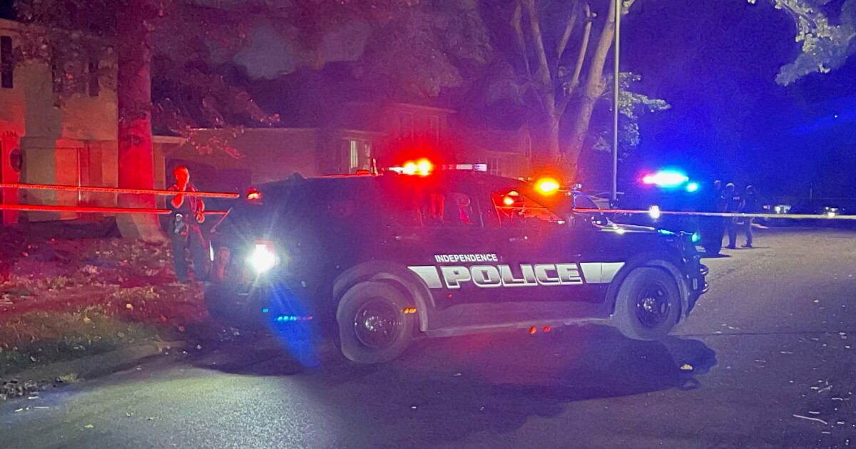 Police looking for a man who killed one person Friday and injured two others - Vimarsana News