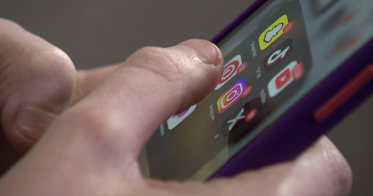 Authorities warn of growing problem and impacts of sextortion targeting teens - Vimarsana News