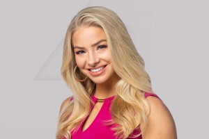 Hayley_grey.jpg