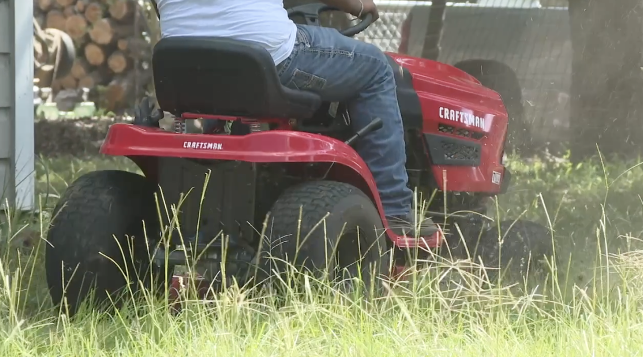 Local teen in Hearne mows lawns for neighbors in need as part of 50 Yard Challenge
