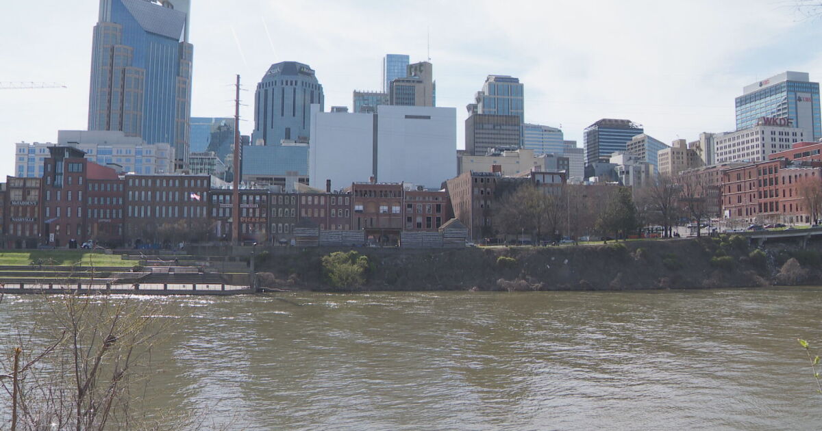 Emergency crews search Cumberland River for missing college senior Riley Strain - Vimarsana News
