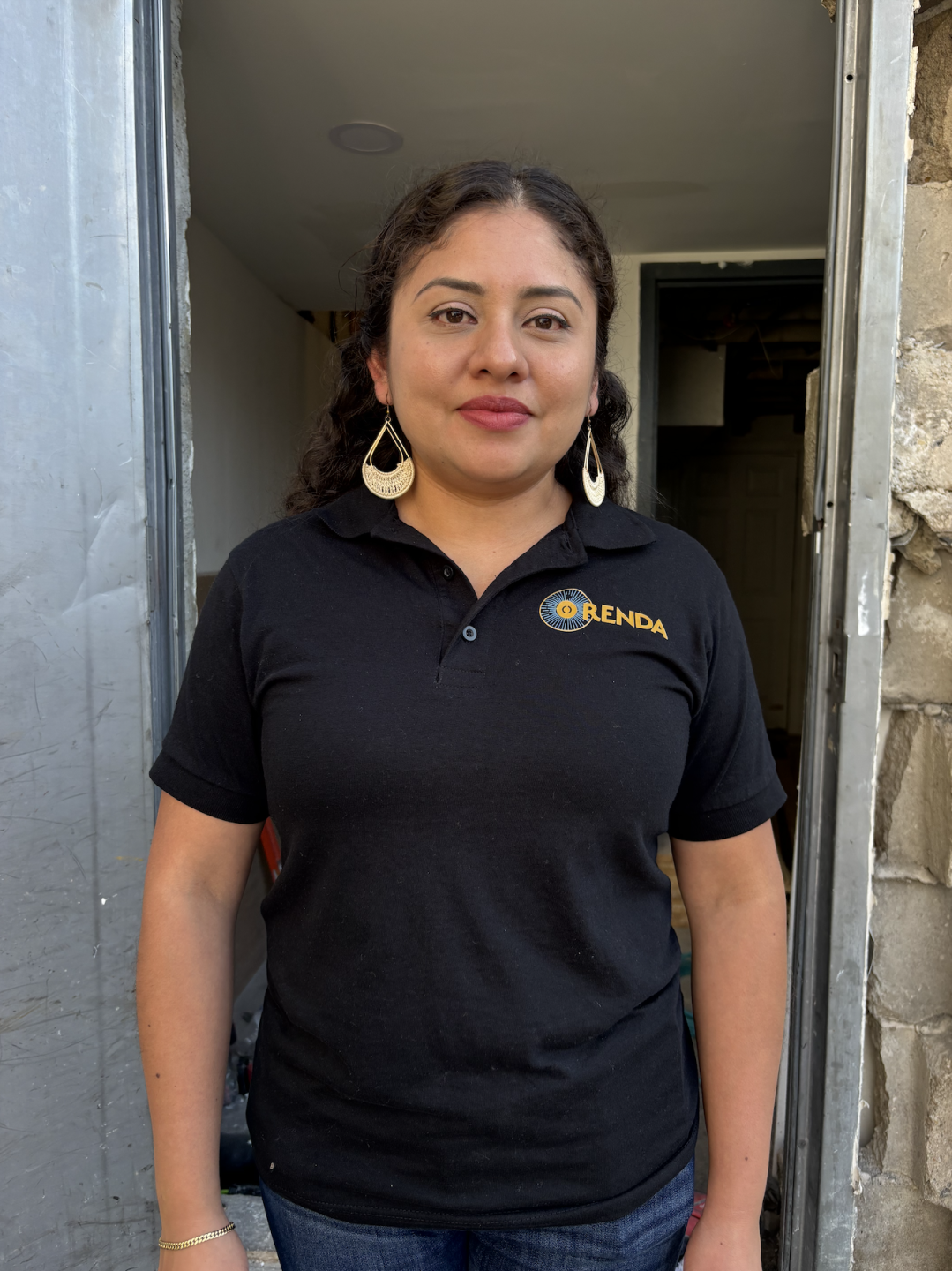 Leticia Muñoz, Orenda Cafe Owner