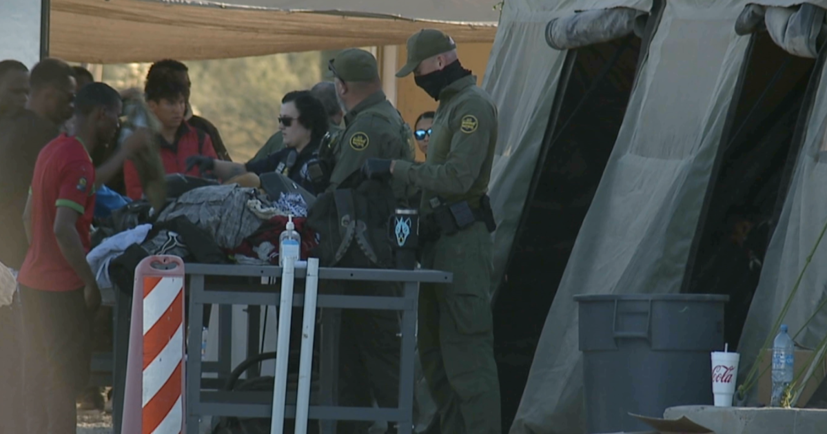 AZ Congressmen look to speed up border patrol hires, retain agents - Vimarsana News