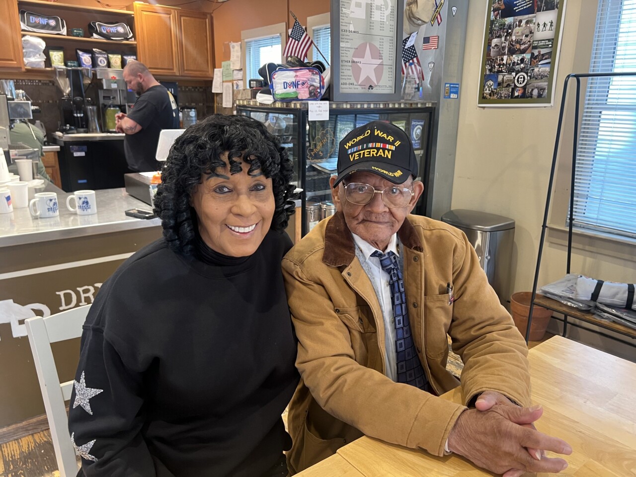 soldier vernon townsend with daughter.jpg