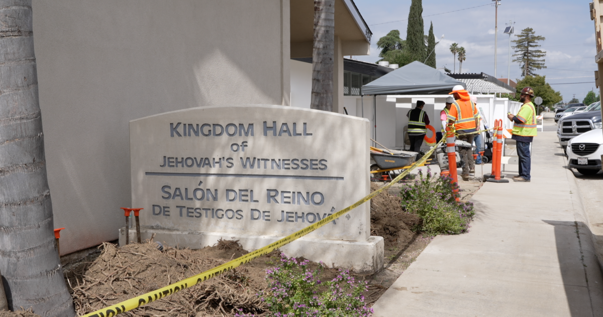 Shafter Kingdom Hall under renovation, done completely by volunteer efforts - Vimarsana News