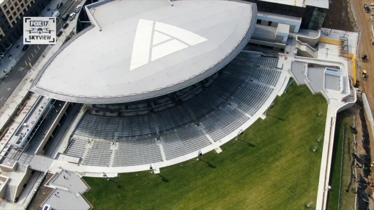 Acrisure Amphitheater