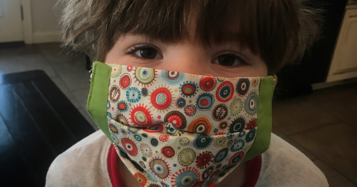 cdc recommends masks