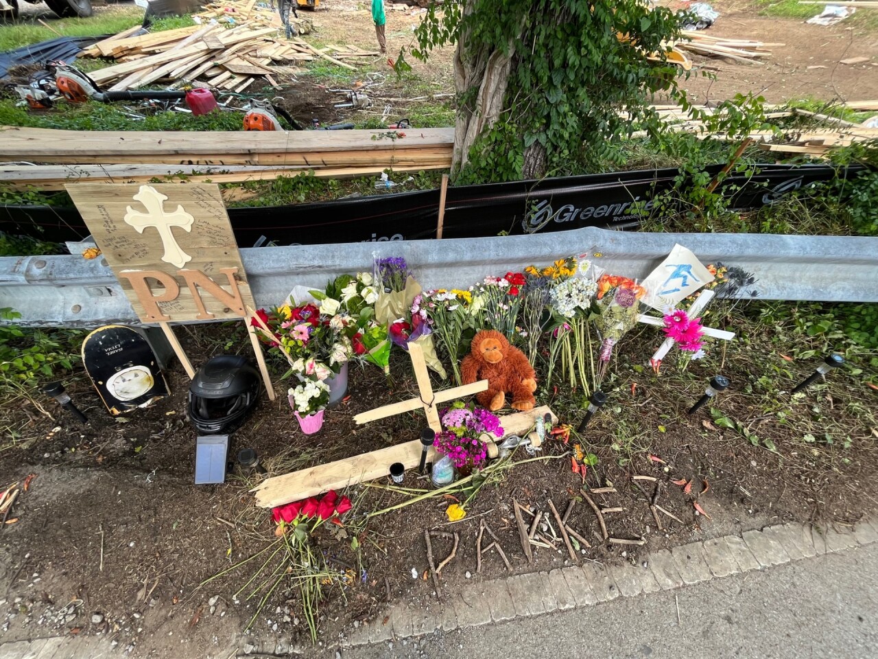 Caldwell Lane memorial