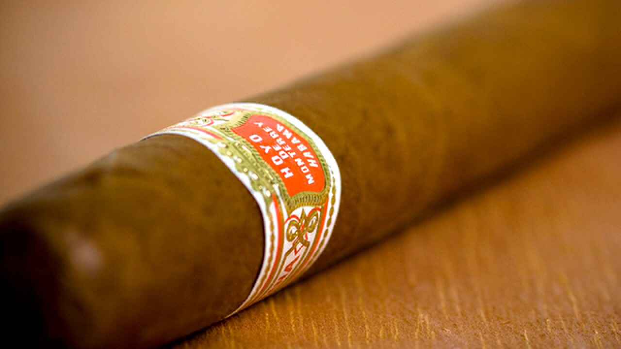 US removes limits on importing Cuban rum, cigars