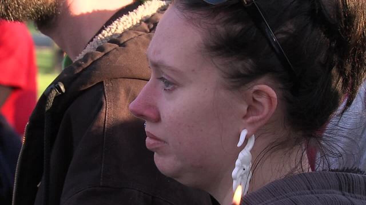 GALLERY: Candlelight vigil for Shaylyn Ammerman