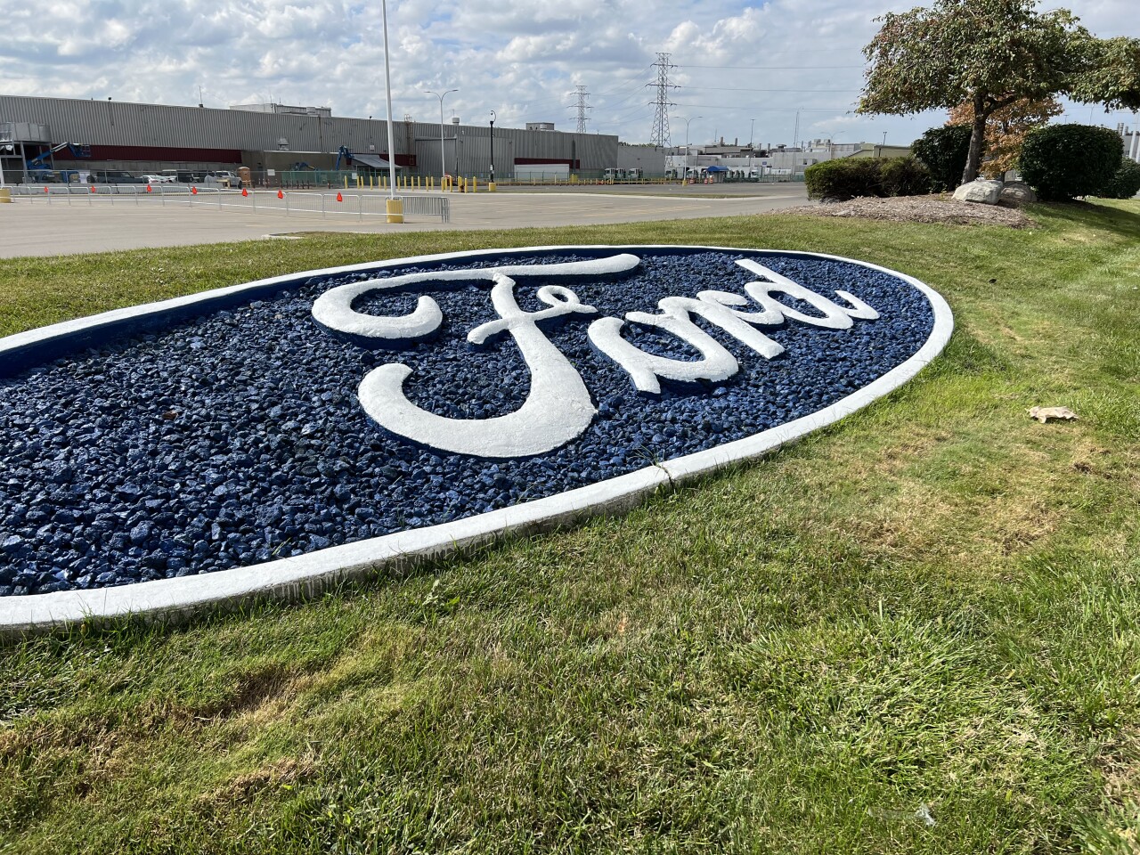 uaw strike wayne ford 2.jpg
