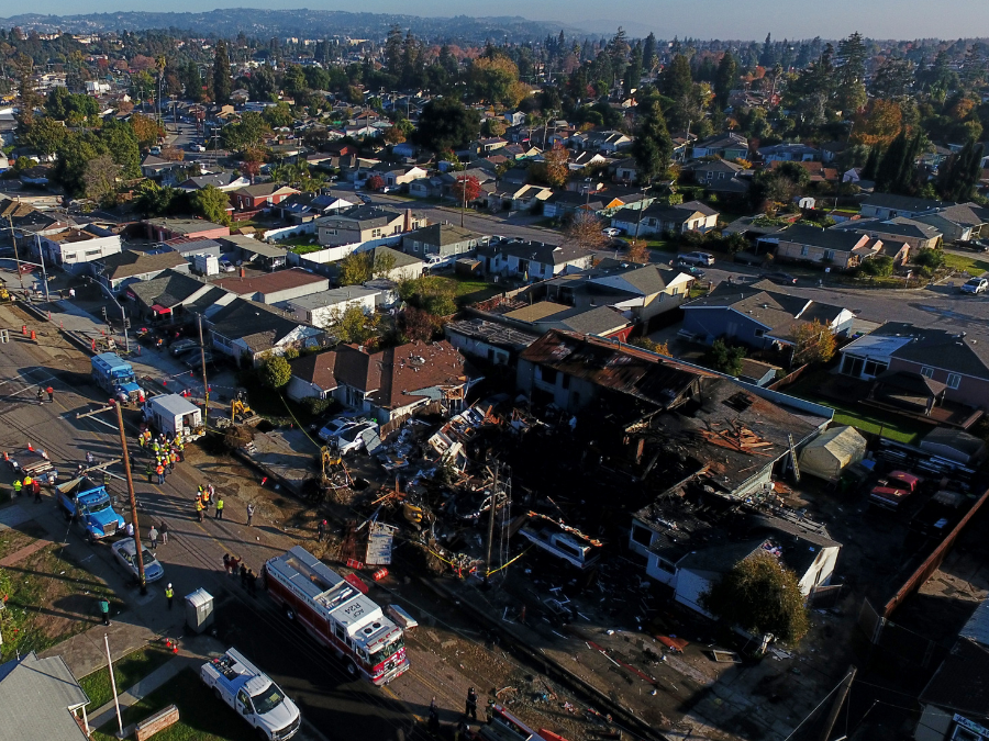 hayward_gas_explosion2_121125_ap.png