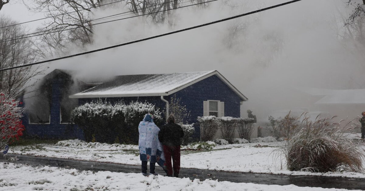 7 residents displaced; dog dies in house fire on Indy’s north side