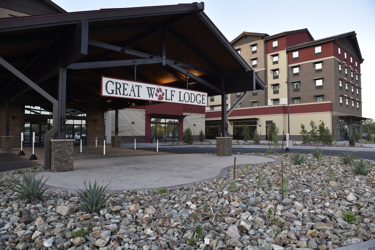 Great Wolf Lodge Exterior - Handout