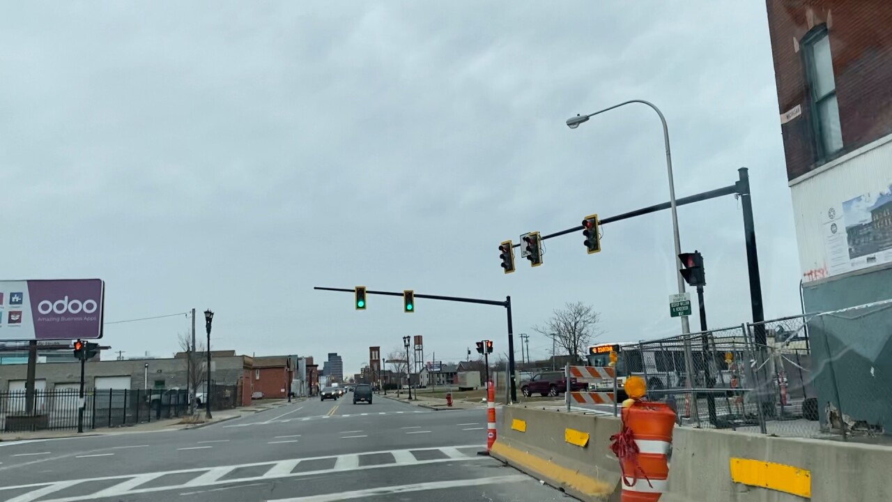 MICHIGAN AVE CORNER.jpg