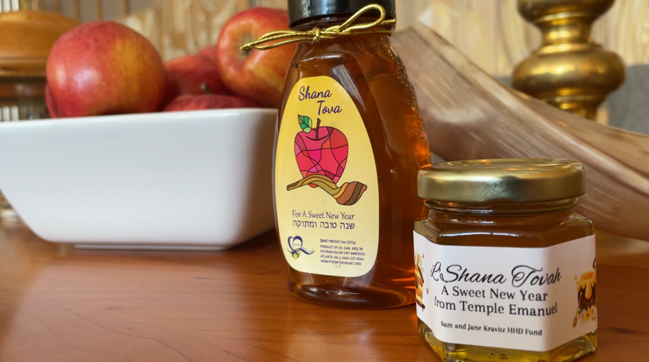 Apples and Honey Rosh Hashanah 