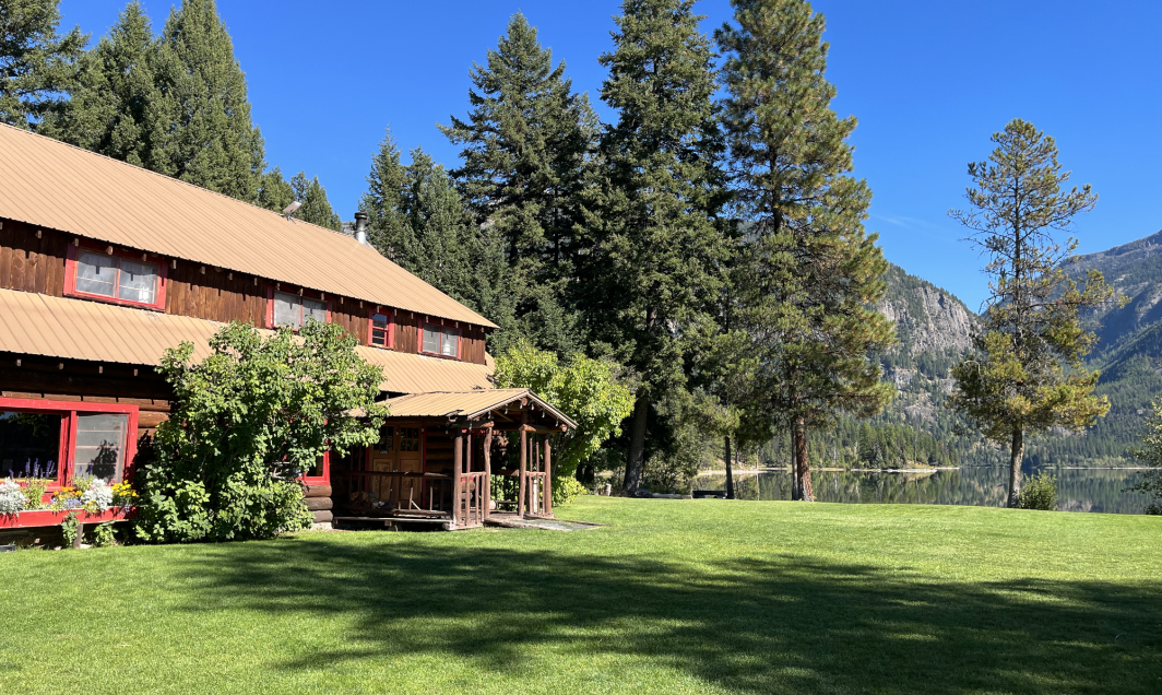 Holland Lake Lodge