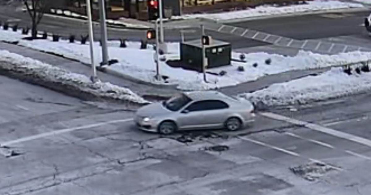 Police investigate armed carjacking in Prairie Village