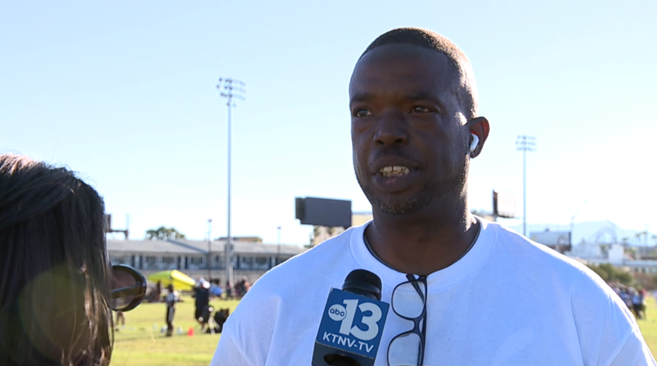 Girls flag football growth takes center stage at Las Vegas international tournament