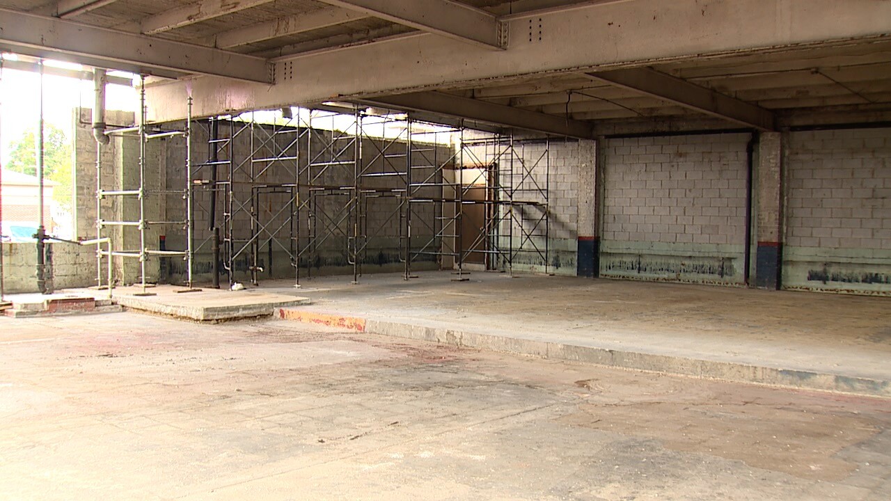 hola groundbreaking 3.jpg