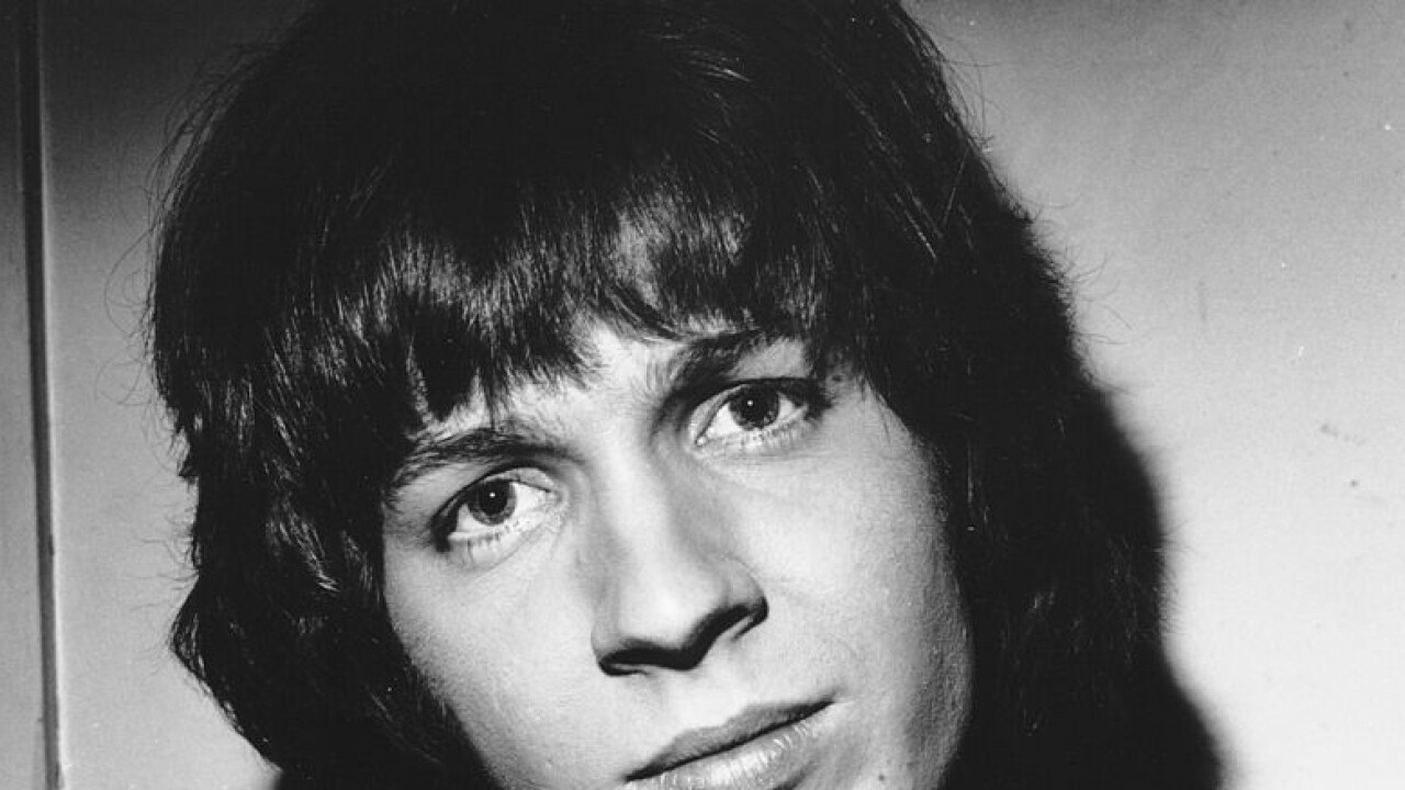 Scott Walker Of The Walker Brothers Dies At Age 76