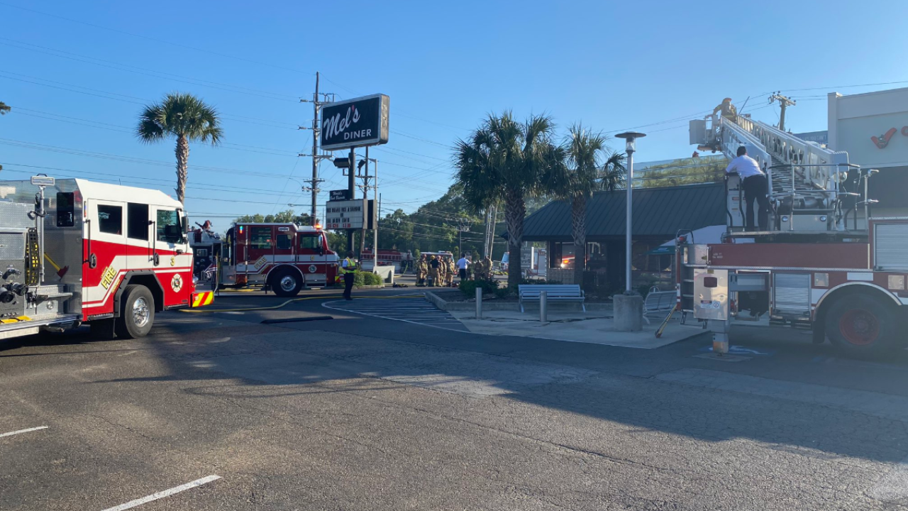 Mel's Diner sustains major damage in fire after kitchen grill malfunction