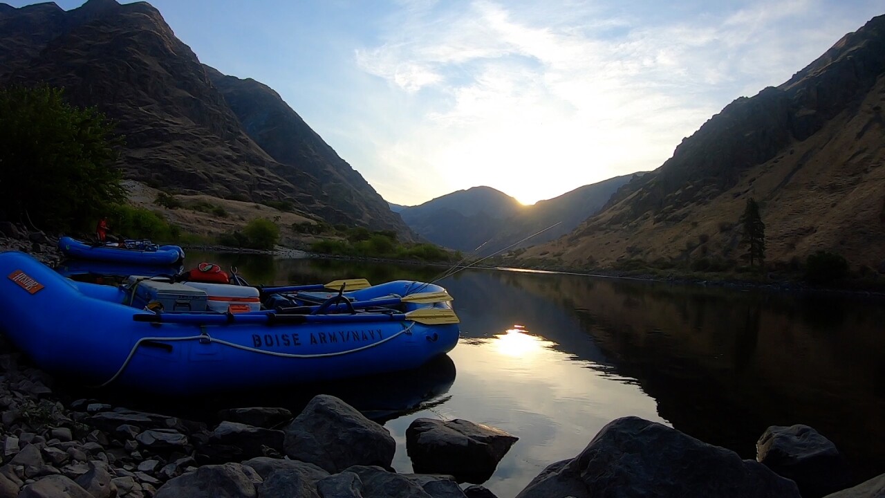 Waking up on the Hells Canyon of the Snake multi-day trip