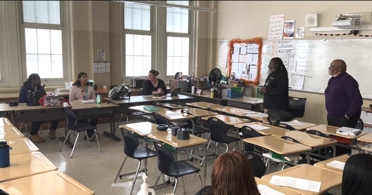 Cincinnati high schoolers tackle mental health, college readiness in podcast Cincinnati high schoolers tackle mental health, college readiness in podcast