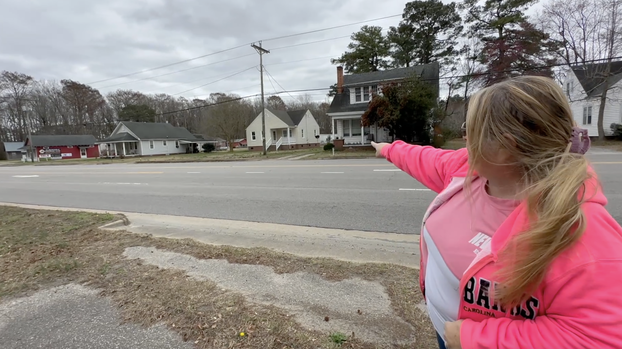 Http Rescued Child rescued near busy road after leaving school in Elizabeth City