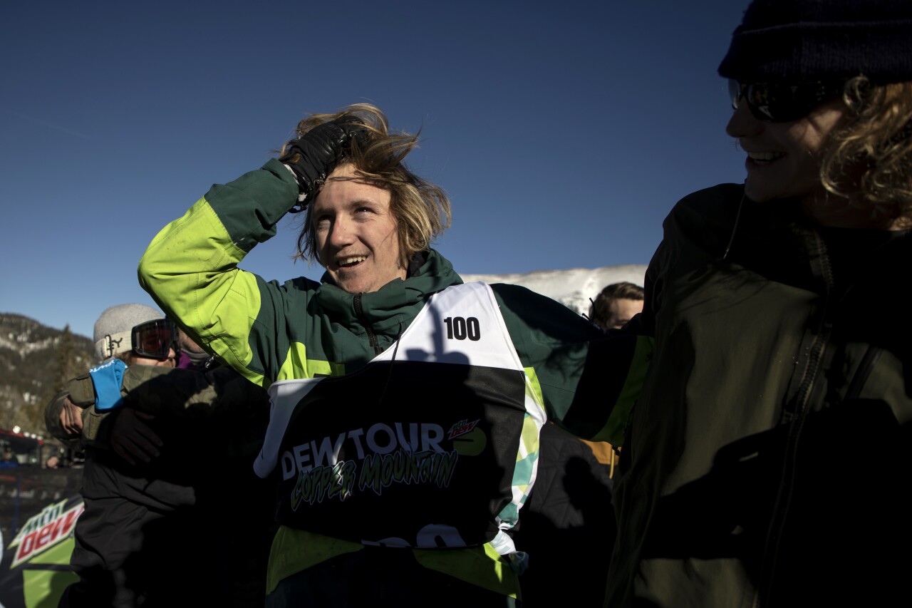 Red Gerard_Snowboarding