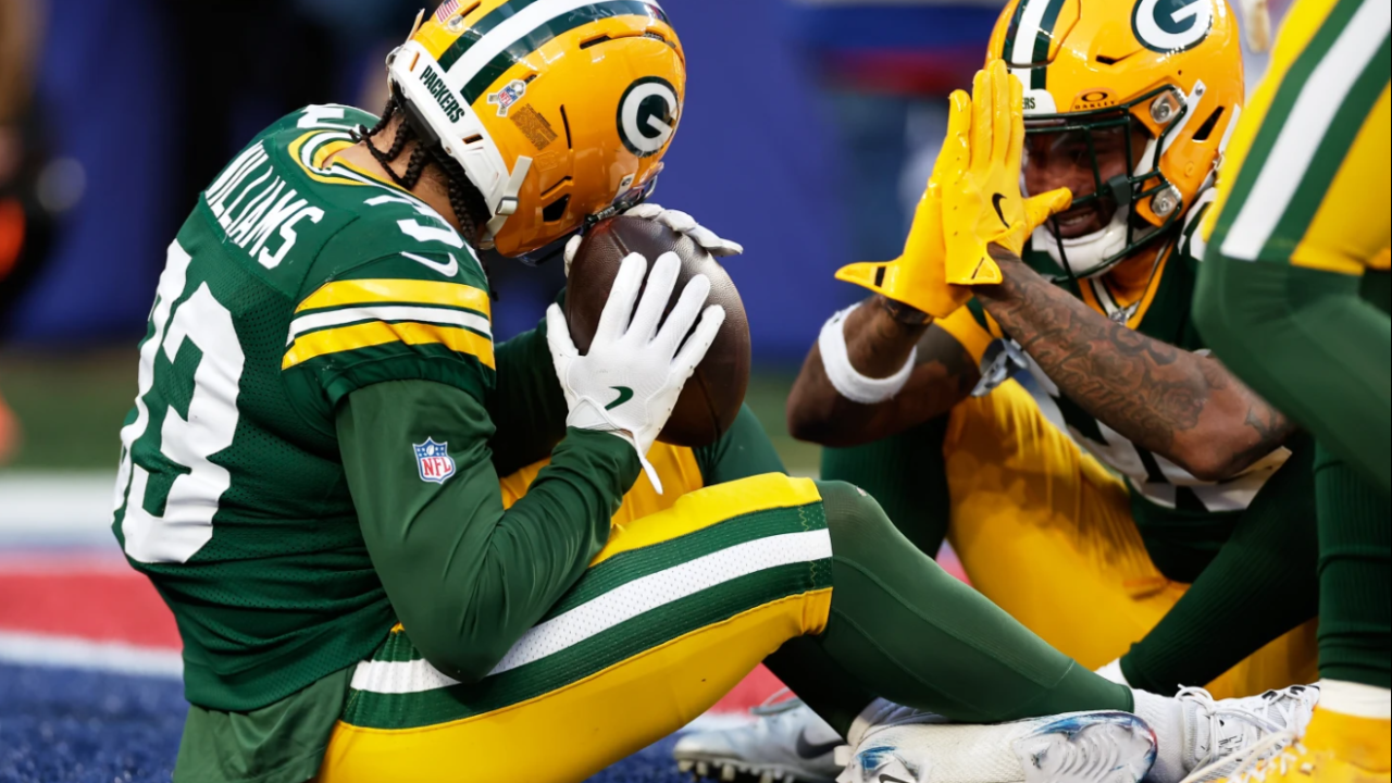 Green Bay Packers' Evan Williams reacts to his interception during the second half of an NFL football game against the New York Giants Sunday, Nov. 16, 2025, in East Rutherford, N.J.