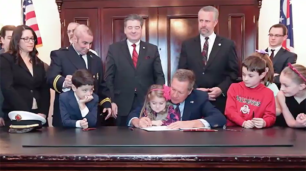 billsigning.png