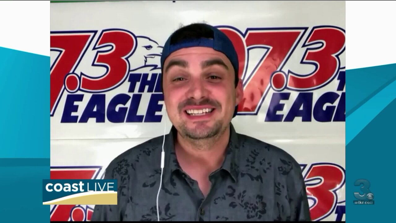 The country music scoop from Coop and 97.3 The Eagle on Coast Live