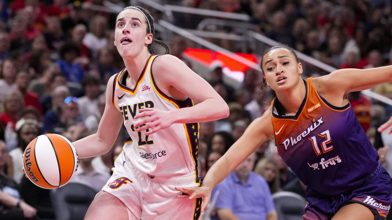 Caitlin Clark gets 5th straight double-double, Fever win over Mercury