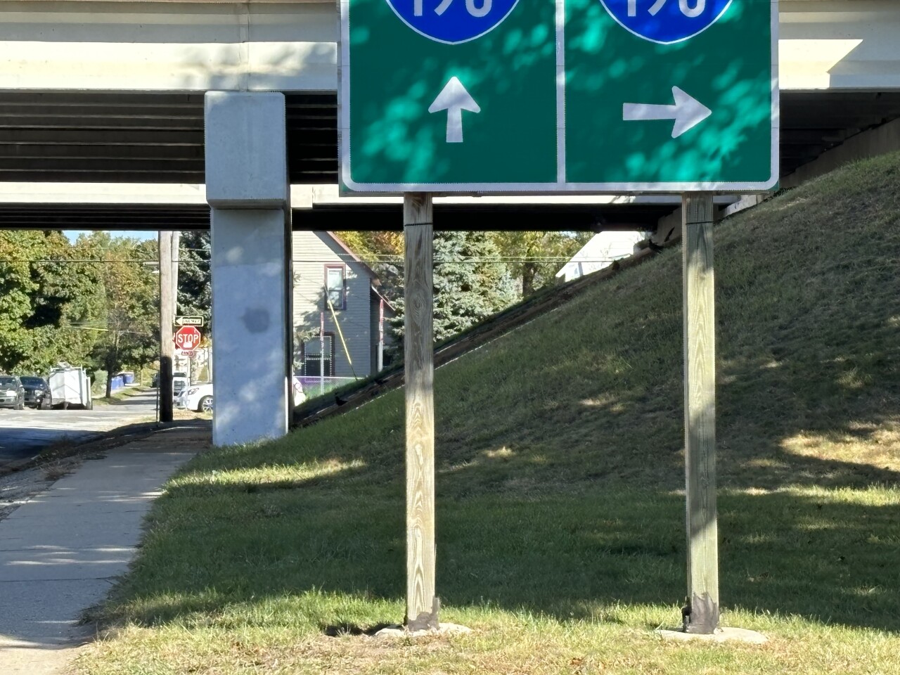 Lane Ave Overpass Death 2.jpg