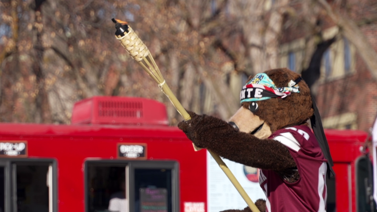 'Survivor 50 Challenge' draws hundreds to Missoula for idol hunt