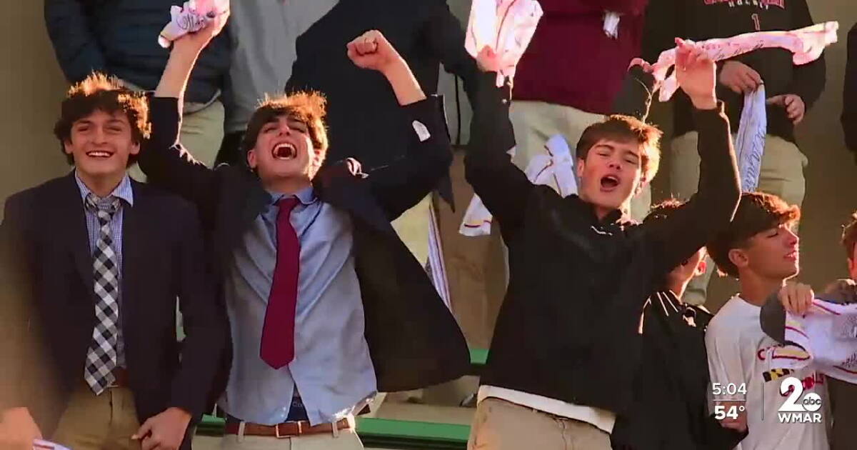 Student sections excited, ready to bring the ‘juice’ to the 104th Turkey Bowl Student sections excited, ready to bring the ‘juice’ to the 104th Turkey Bowl