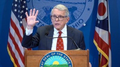 Ohio Gov. Mike DeWine defends Somali community